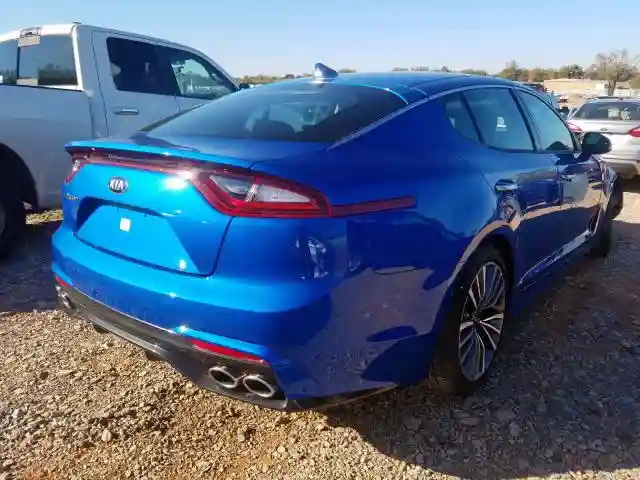 KNAE25LAXJ6038770 2018 KIA STINGER PREMIUM-3