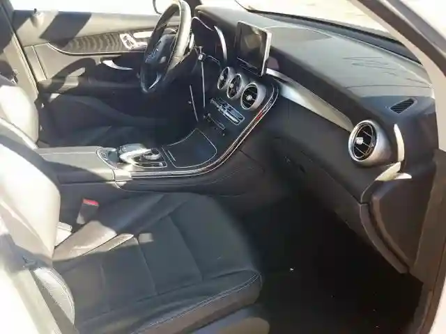 WDC0G4JB9GF114213 2016 MERCEDES-BENZ GLC 300-4