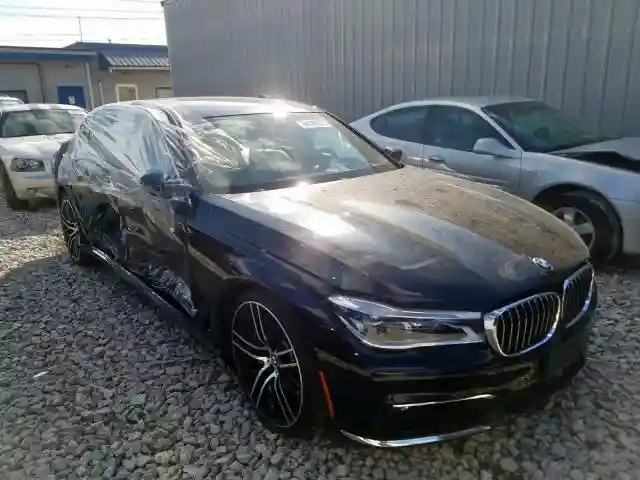 WBA7F0C57JGM23877 2018 BMW 750 I-0