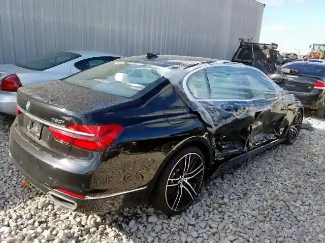 WBA7F0C57JGM23877 2018 BMW 750 I-3
