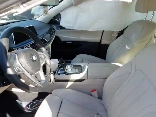 WBA7F0C57JGM23877 2018 BMW 750 I-4
