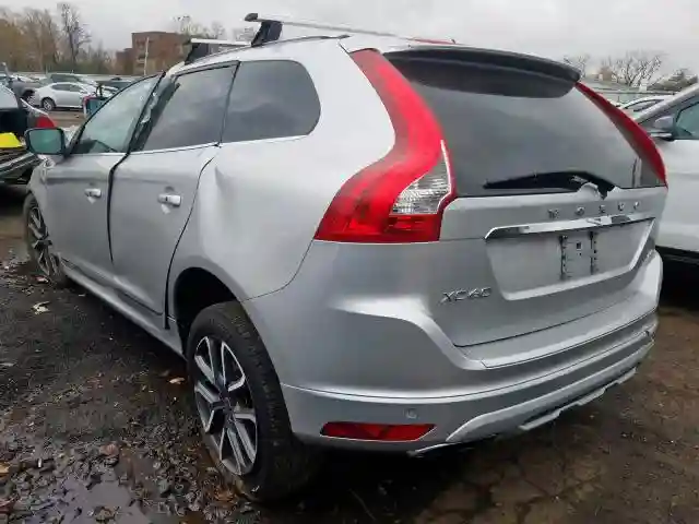 YV449MRR0H2031472 2017 VOLVO XC60 T6 DYNAMIC-2