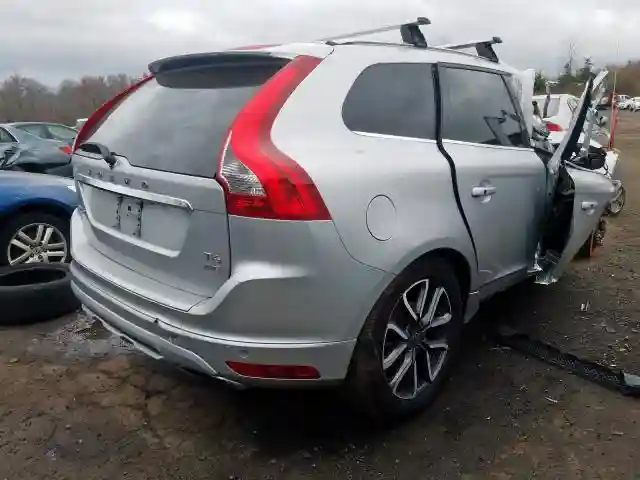 YV449MRR0H2031472 2017 VOLVO XC60 T6 DYNAMIC-3