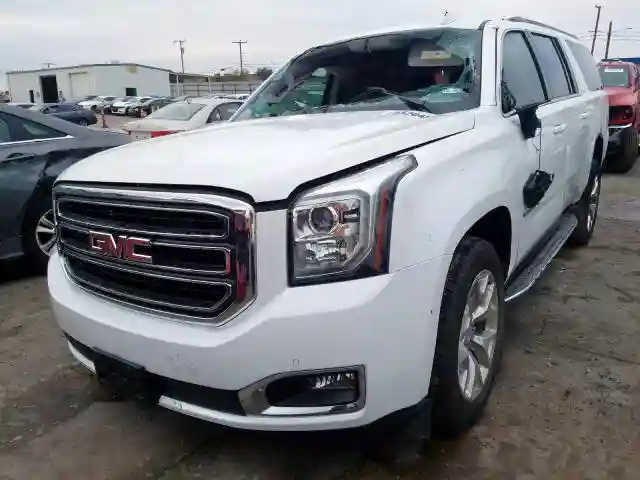 1GKS1FKC2JR388558 2018 GMC YUKON XL C1500 SLE-1
