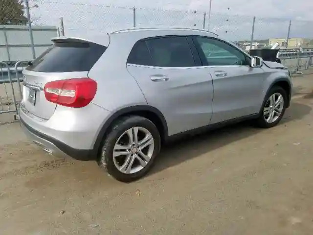 WDCTG4GB7GJ255766 2016 MERCEDES-BENZ GLA 250 4MATIC-3