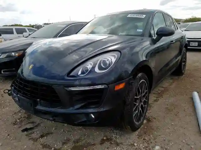 WP1AA2A54JLB00818 2018 PORSCHE MACAN-1