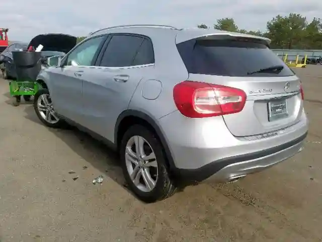 WDCTG4GB7GJ255766 2016 MERCEDES-BENZ GLA 250 4MATIC-2