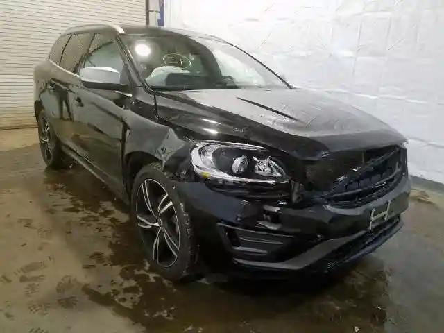YV449MRS3H2026320 2017 VOLVO XC60 T6 R-DESIGN PLATINUM-0