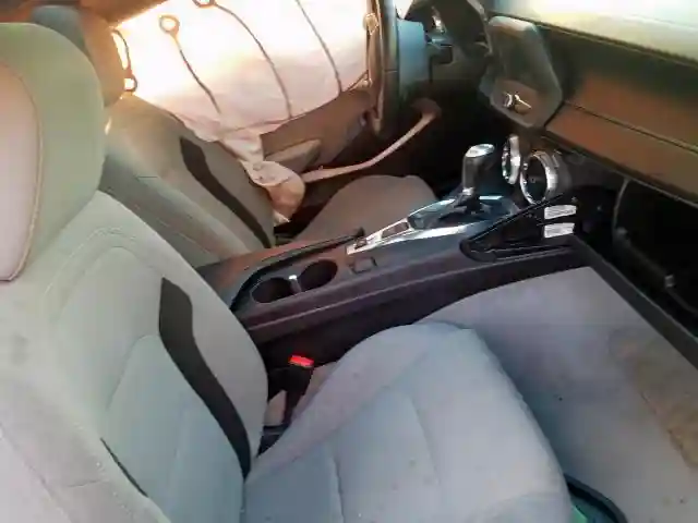 1G1FB1RS6J0161087 2018 CHEVROLET CAMARO LT-4