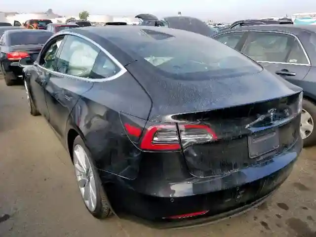 5YJ3E1EA7JF176178 2018 TESLA MODEL 3-2