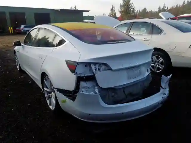 5YJ3E1EA8JF020473 2018 TESLA MODEL 3-2
