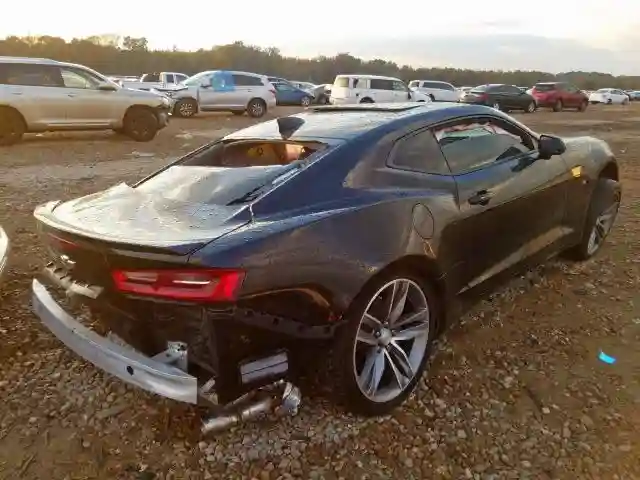 1G1FB1RS6J0161087 2018 CHEVROLET CAMARO LT-3