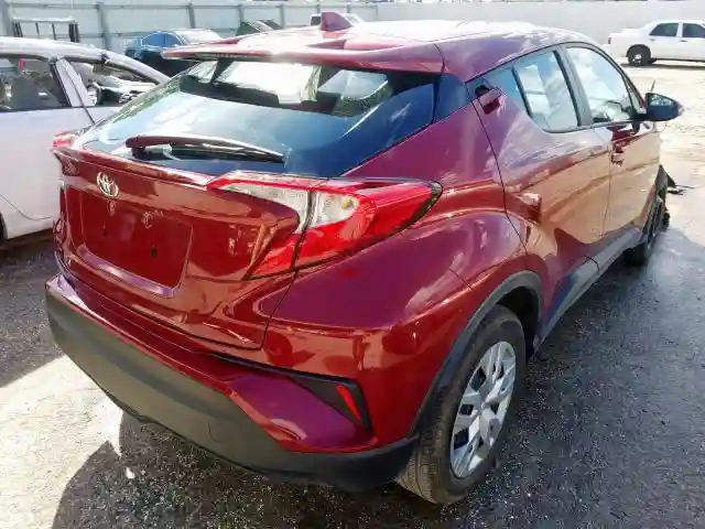 NMTKHMBXXKR093238 2019 TOYOTA C-HR XLE-3
