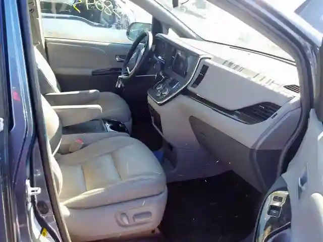 5TDDZ3DC7HS178526 2017 TOYOTA SIENNA XLE-4