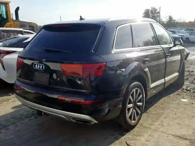WA1LAAF77KD006677 2019 AUDI Q7 PREMIUM PLUS-3