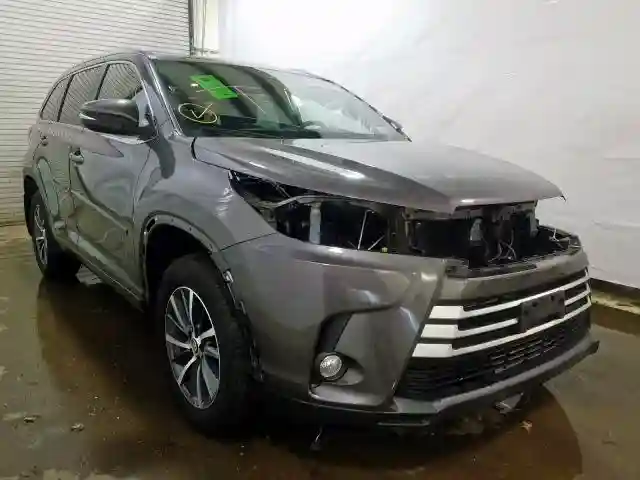 5TDJZRFH7HS430869 2017 TOYOTA HIGHLANDER SE-0