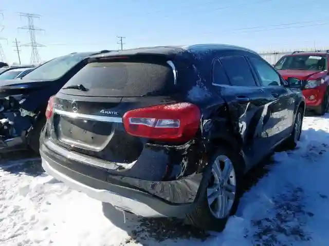 WDCTG4GB6JJ494894 2018 MERCEDES-BENZ GLA 250 4MATIC-3