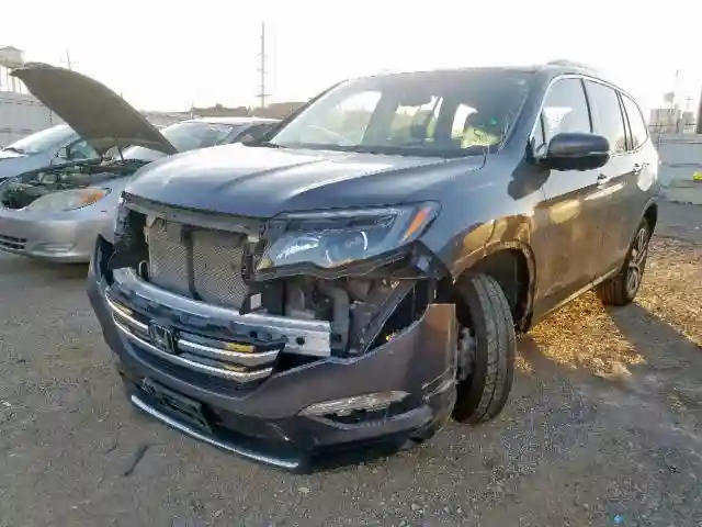 5FNYF6H9XHB019269 2017 HONDA PILOT TOURING-1