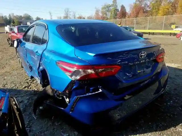 4T1B11HK5JU134879 2018 TOYOTA CAMRY L-2