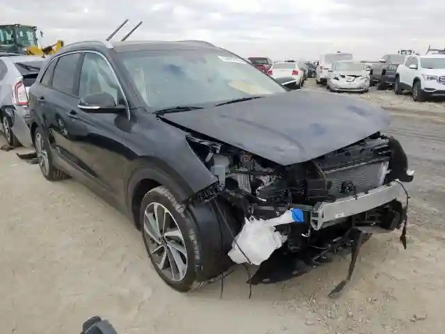 KNDCE3LC5J5138871 2018 KIA NIRO TOURING-0