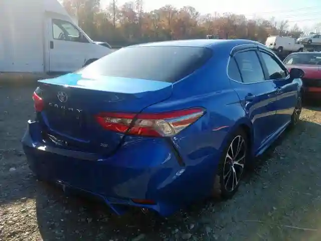 4T1B11HK5JU134879 2018 TOYOTA CAMRY L-3