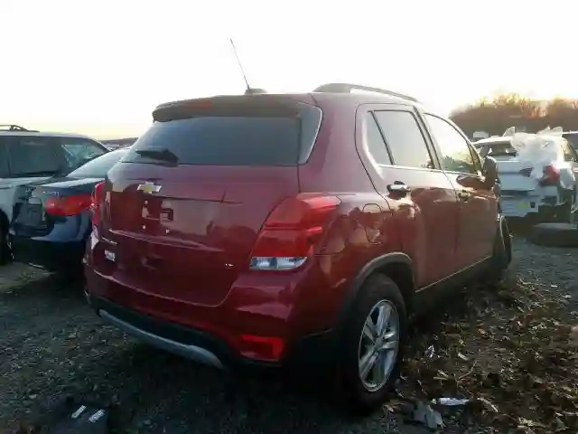 3GNCJPSB4KL385920 2019 CHEVROLET TRAX 1LT-3
