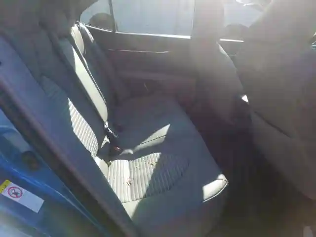 4T1B11HK5JU134879 2018 TOYOTA CAMRY L-5