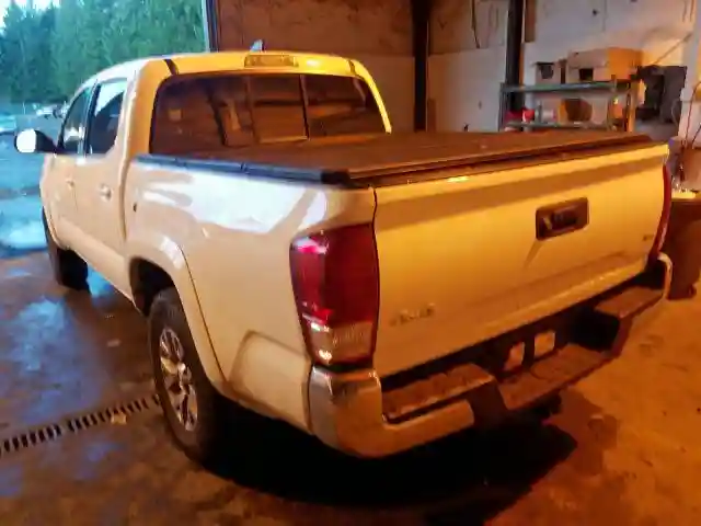 5TFCZ5AN2HX074422 2017 TOYOTA TACOMA DOUBLE CAB-2