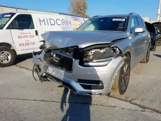YV4A22PK7J1198442 2018 VOLVO XC90 T6-1