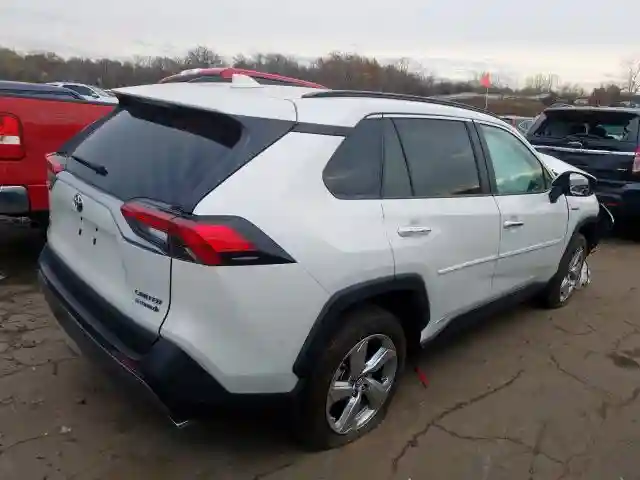 2T3DWRFV0KW013384 2019 TOYOTA RAV4 LIMITED-3