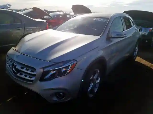 WDCTG4GB2JJ402440 2018 MERCEDES-BENZ GLA 250 4MATIC-1