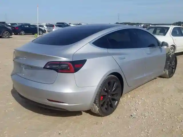 5YJ3E1EB2JF072108 2018 TESLA MODEL 3-3