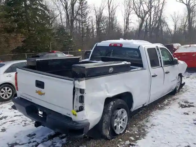 2GCRCNEC5K1108880 2019 CHEVROLET SILVERADO LD C1500-3