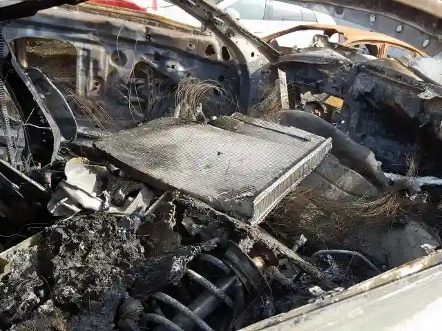 1G1FE1R71K0144735 2019 CHEVROLET CAMARO SS-4