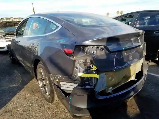 5YJ3E1EAXKF298860 2019 TESLA MODEL 3-2