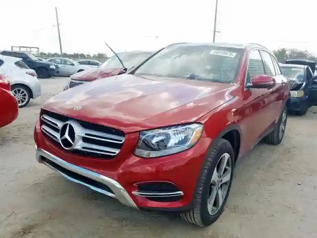 WDC0G4JB0JV016135 2018 MERCEDES-BENZ GLC 300-1