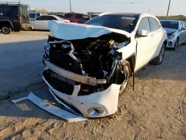 WDCTG4GB6KJ535073 2019 MERCEDES-BENZ GLA 250 4MATIC-1