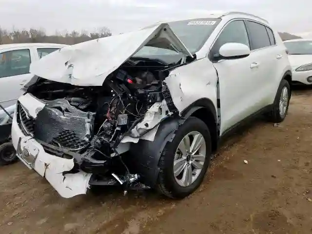 KNDPMCAC5K7505992 2019 KIA SPORTAGE LX-1