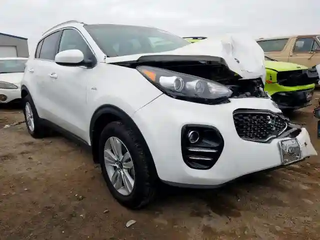 KNDPMCAC5K7505992 2019 KIA SPORTAGE LX-0