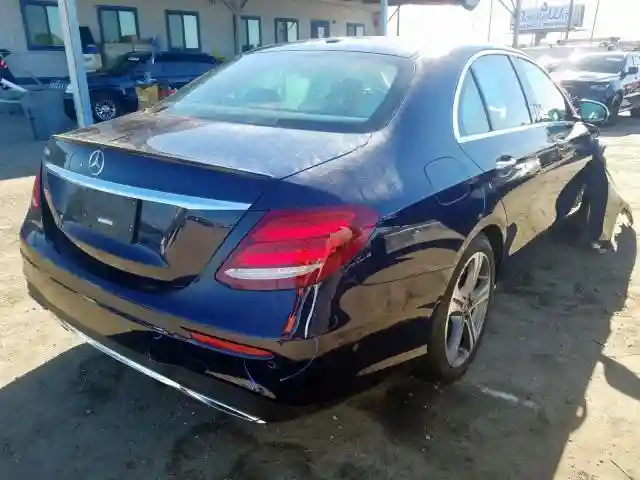 WDDZF4JB0HA262884 2017 MERCEDES-BENZ E 300-3