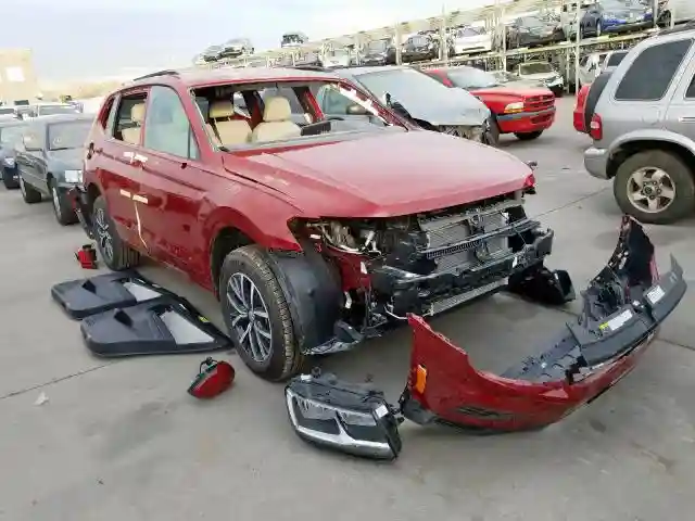 3VV2B7AX1KM109804 2019 VOLKSWAGEN TIGUAN SE-0
