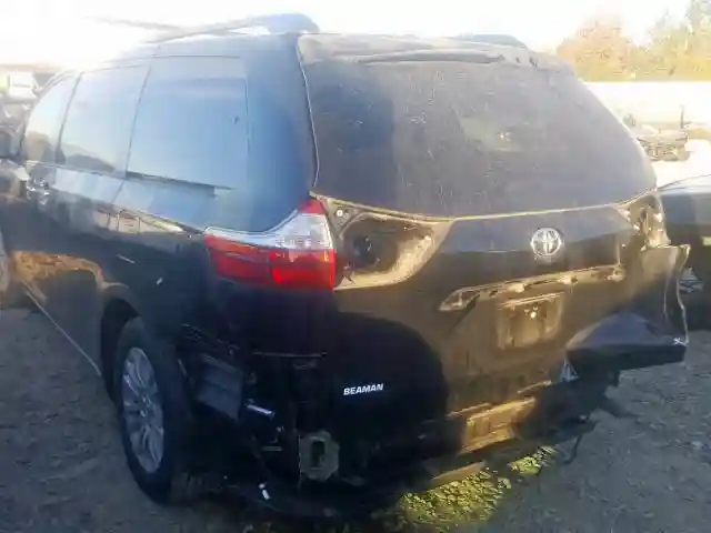 5TDYZ3DC1HS797611 2017 TOYOTA SIENNA XLE-2