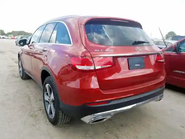 WDC0G4JB0JV016135 2018 MERCEDES-BENZ GLC 300-2