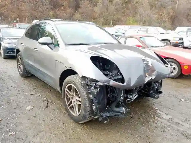 WP1AA2A52JLB07248 2018 PORSCHE MACAN-0