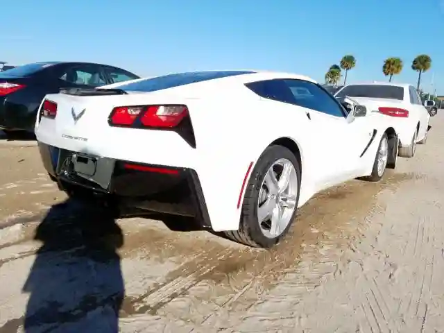 1G1YA2D79H5121605 2017 CHEVROLET CORVETTE STINGRAY 1LT-3