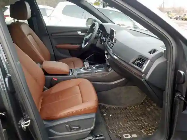 WA1BNAFY4K2117935 2019 AUDI Q5 PREMIUM PLUS-4