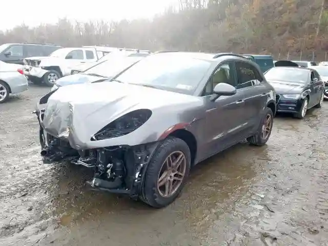 WP1AA2A52JLB07248 2018 PORSCHE MACAN-1