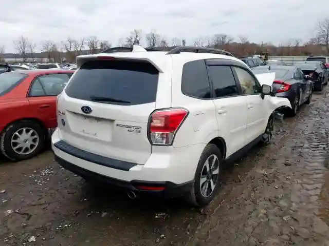 JF2SJAEC7HH452346 2017 SUBARU FORESTER 2.5I PREMIUM-3