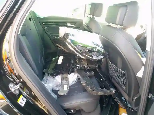 WA1ANAFY2K2139704 2019 AUDI Q5 PREMIUM-5