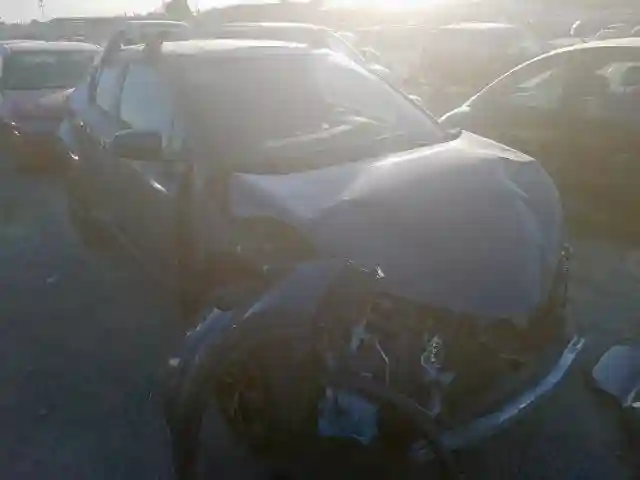 JTNKHMBX0J1010568 2018 TOYOTA C-HR XLE-0